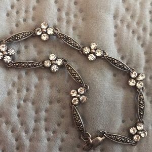 Silver/black bracelet